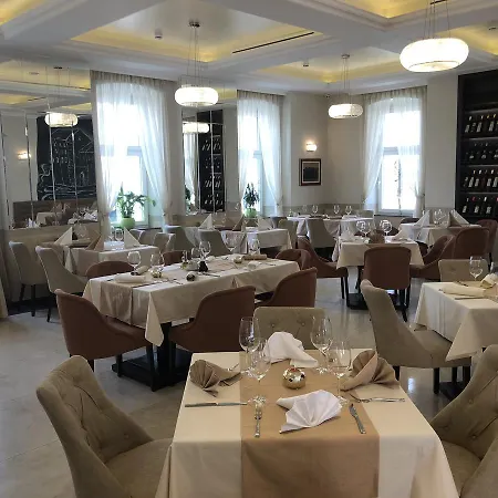 Park Hotel 4*